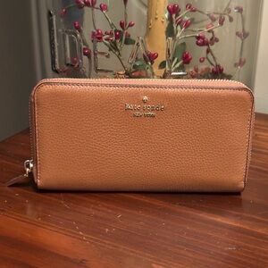 KATE SPADE women’s Leila Large Continental Wallet